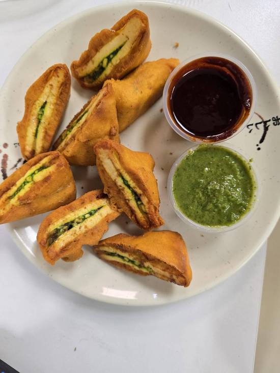 Paneer Pakoras (Lb)