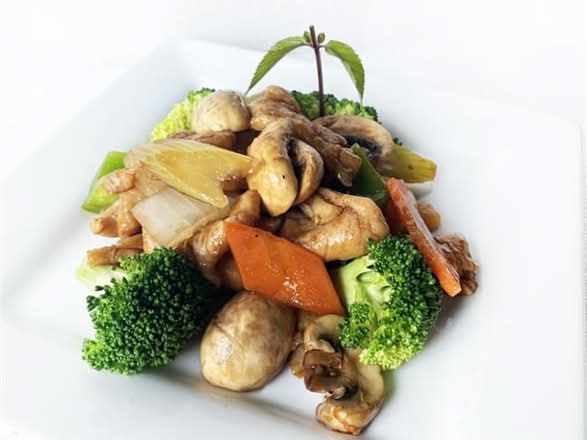 Spicy Garlic Chicken Dinner