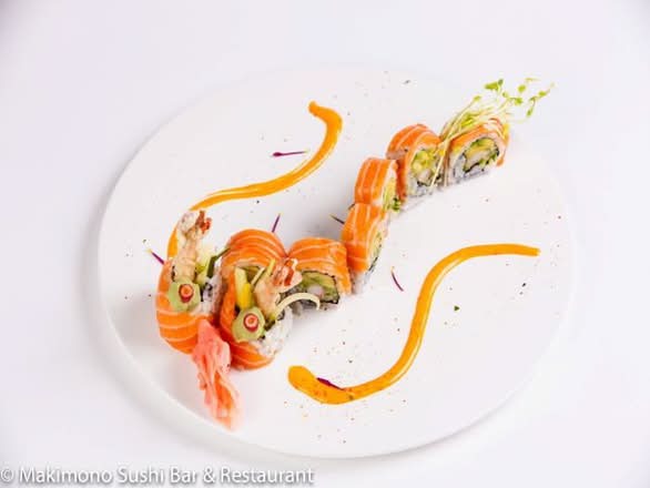Red Dragon Roll (8pcs)