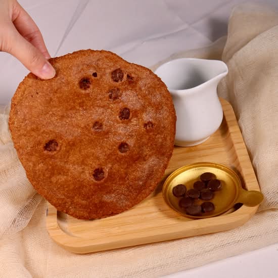 Giant Crunch Cookie