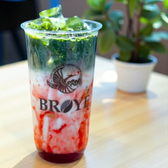 Strawberry Matcha Latte
