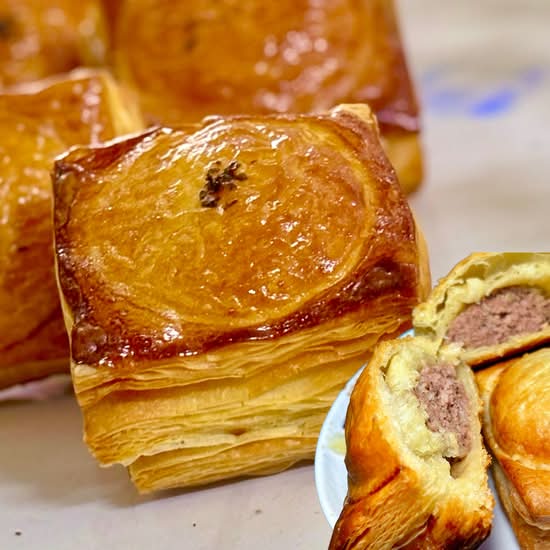 Pâté Chaud - Hot Meat & Paté Pastry (Must try)