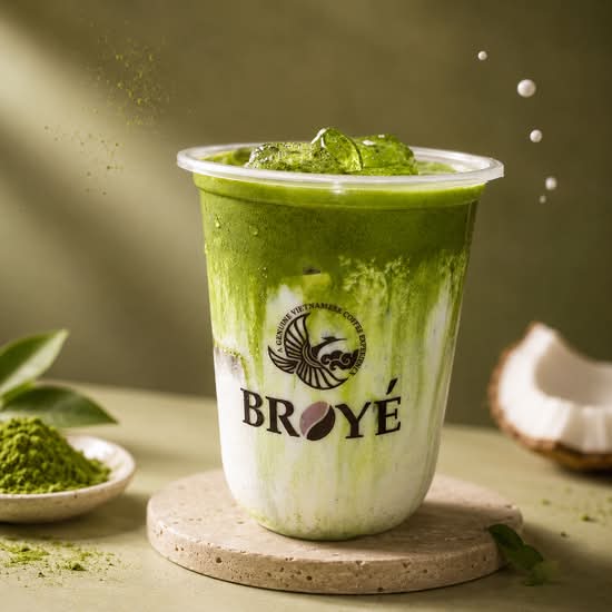 Coconut Matcha Latte