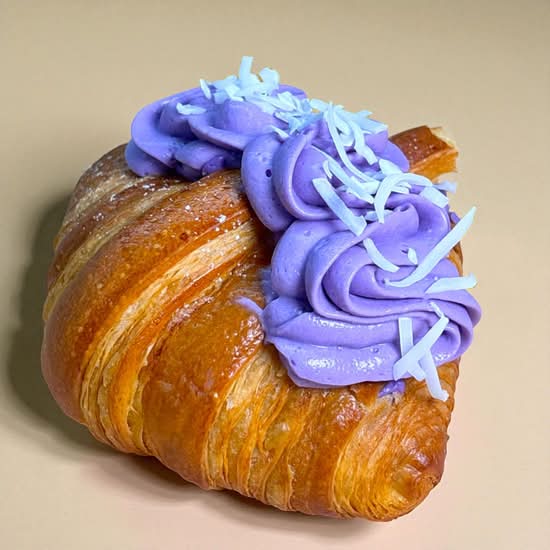 Croissant Coco-Ube