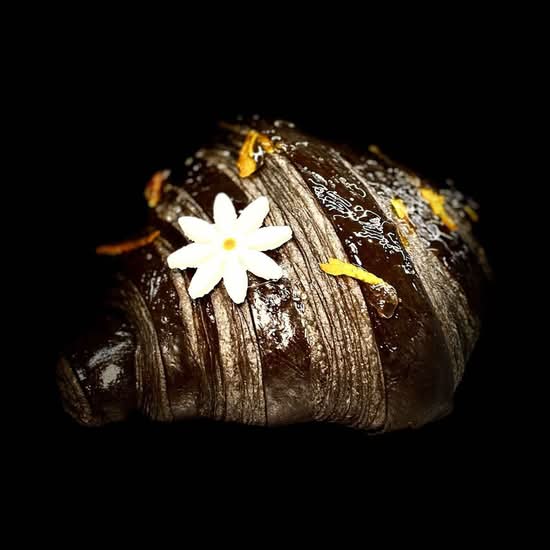 Midnight Croissant (Best seller)