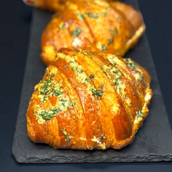 Cheese Butter Garlic Croissant
