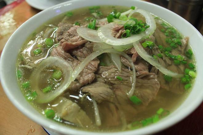 24. Phở Tái