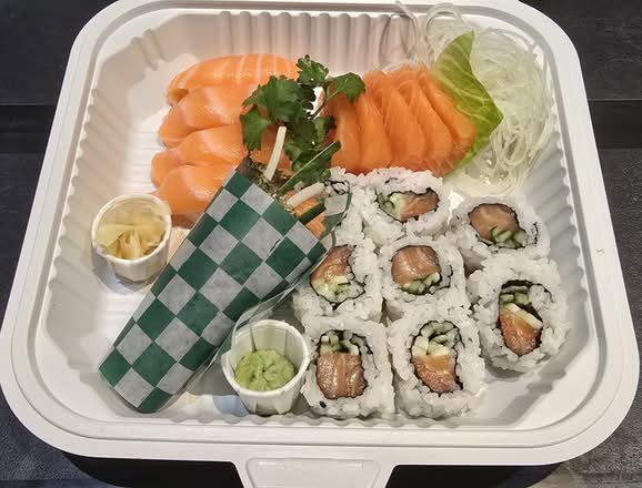 SC14. Salmon Lovers Dinner