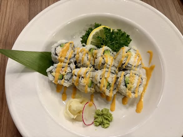 Spicy California Roll (8 pcs)
