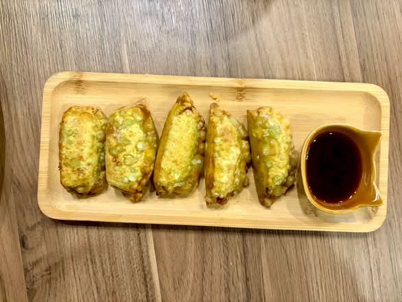 Vegetable Gyoza (5 pcs)