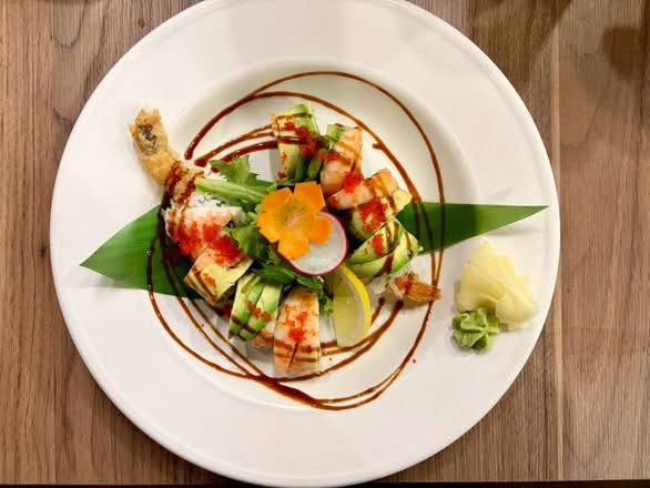 Tiger Roll (8 pcs)