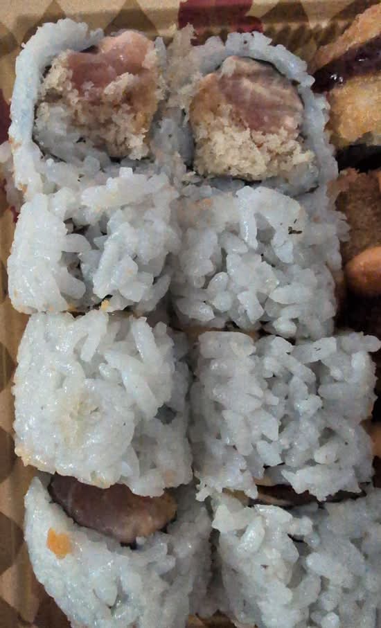 Spicy Salmon (8 pcs)