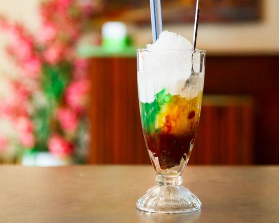 209 Three Colours Dessert (Chè Ba Màu)