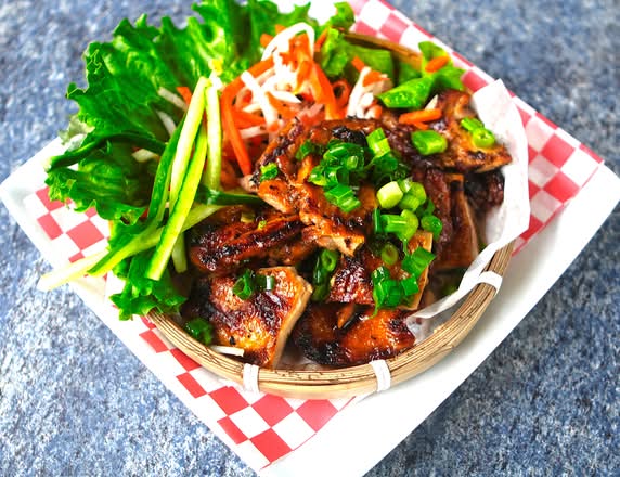 11. Grilled Lemongrass Chicken (Gà nướng)