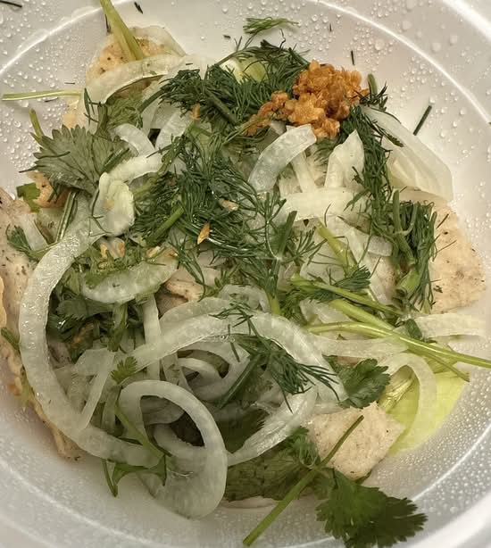 29. Fishcake Noodles Soup (Bún Chả Cá)