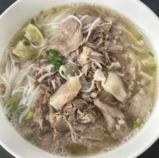 331. Phở Nạm Gân