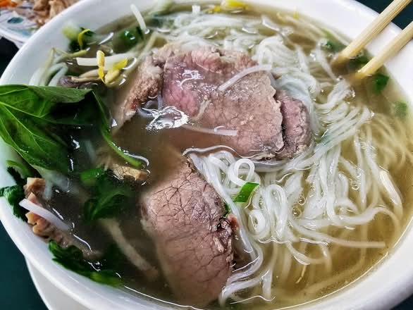 334. Phở Chín