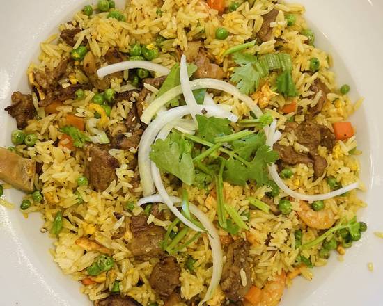 158. Cơm chiên thập cẩm/ Combination Fried Rice (Shrimp, Chicken & Pork)