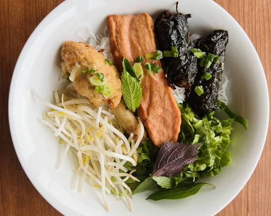 143. Bún nem nướng, chạo tôm, lá lốt/ Grilled Pork Sausage, Shrimp on Sugar Cane & Betel Leaf Pork Nugget Vermicelli Bowl