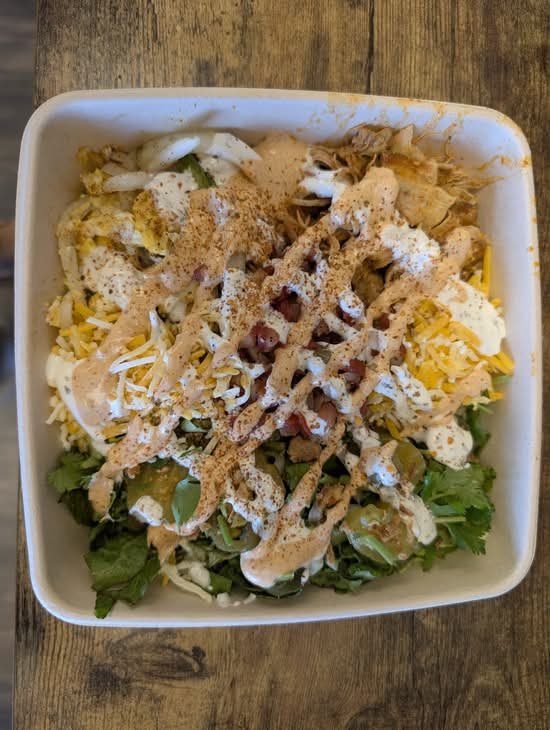 KETO / LOW CARB PROTEIN BOWL EGGS AND GROUND BEEF