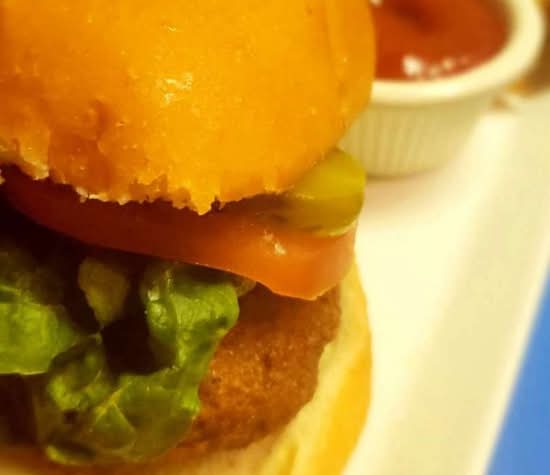 Kid’s Falafel Burger (VG&DF)