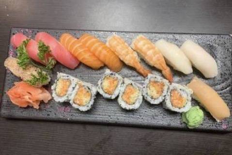 Assorted Sushi (16 pcs)