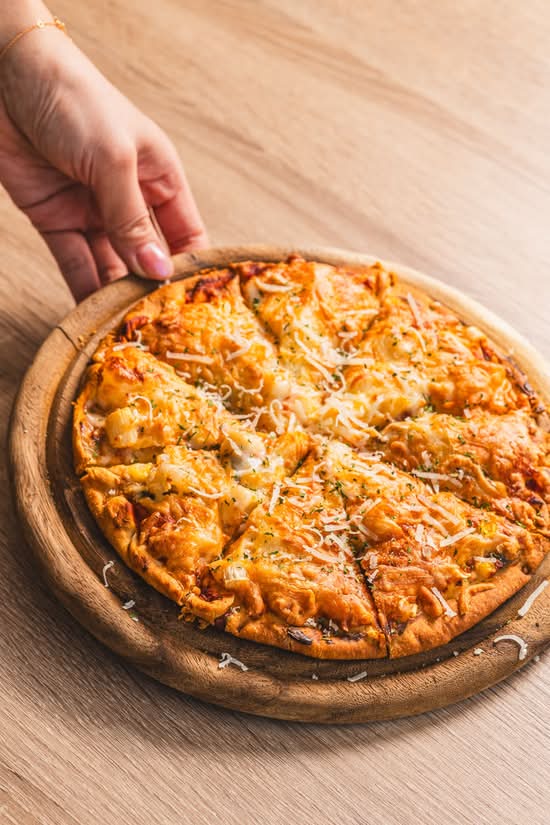 BBQ Eel Pizza