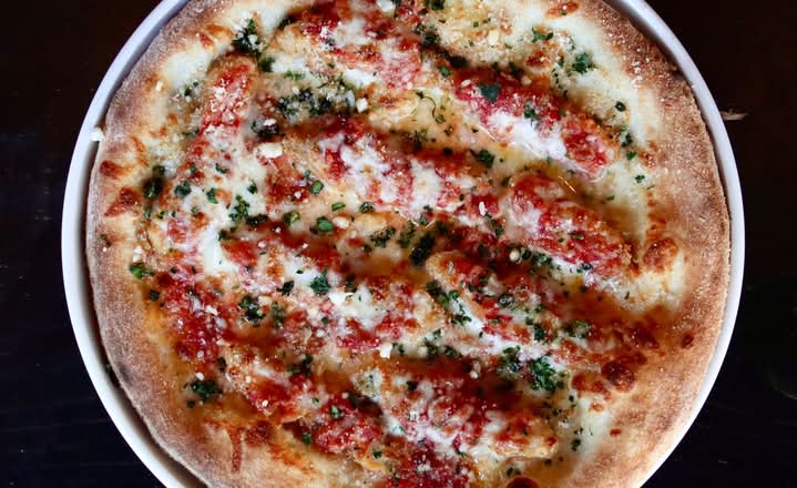 Solo Chicken Parm Pizza