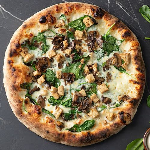 Due Chicken Primavera Pizza