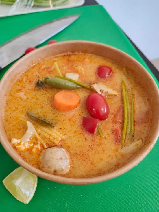 Tom Kha (Coconut Galangal Soup) Bowl