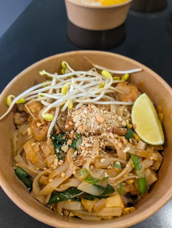 Pad Thai (Bangkok Style)