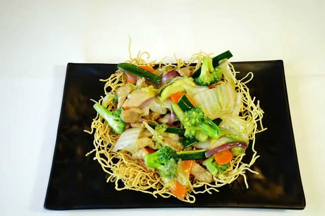 403-Nouilles frites vietnamiennes/Vietnamese fried noodles