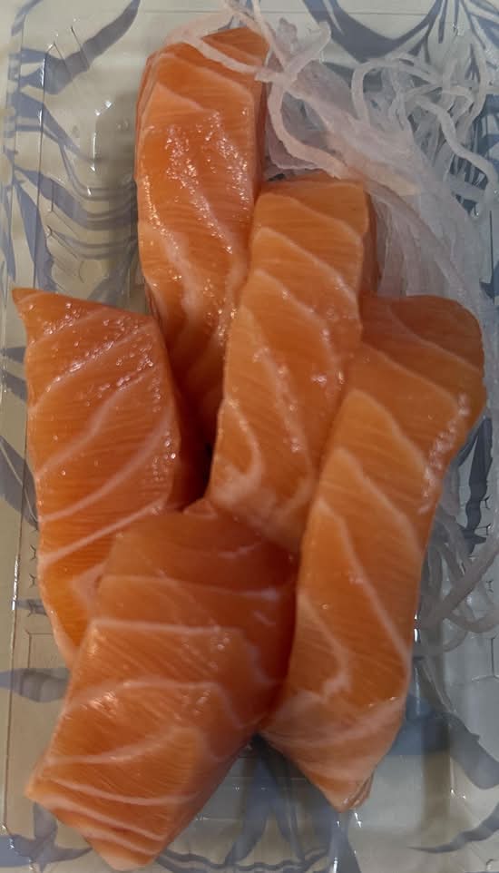 Salmon Sashimi 5 pcs
