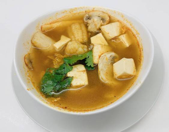 S3.Hot-and-Sour Vegetable Soup-Vegetable Tom Yum