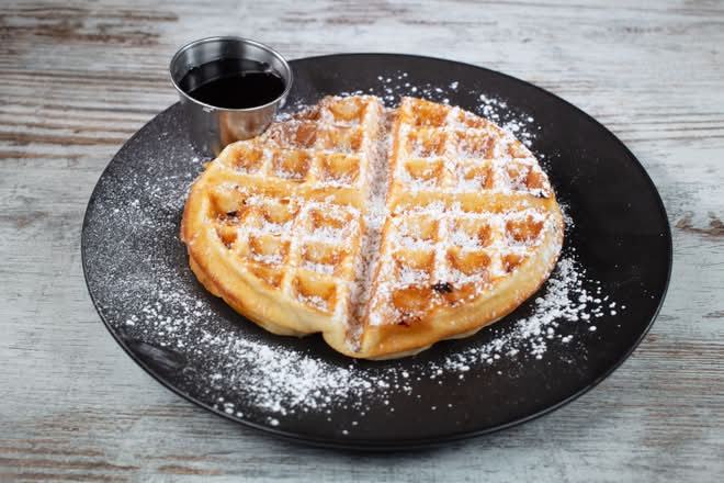 VERY BERRY WAFFLES