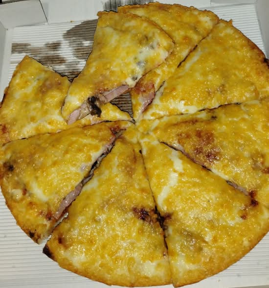 Canadian Club Pizza