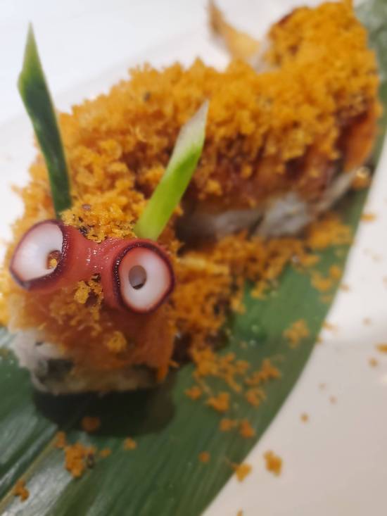 Crunch Red Dragon Roll(8pcs)