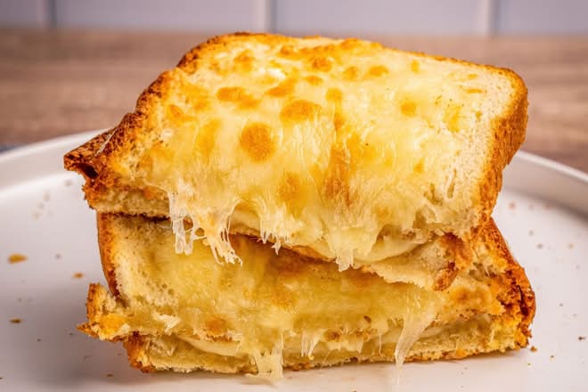 Classic Grilled Cheese