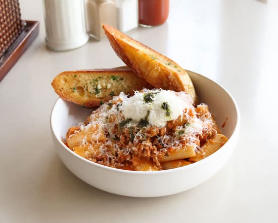 Rigatoni Bolognese