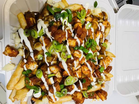 Buffalo Chicken Poutine