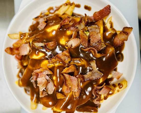 Bacon & Cheddar Cheese Poutine