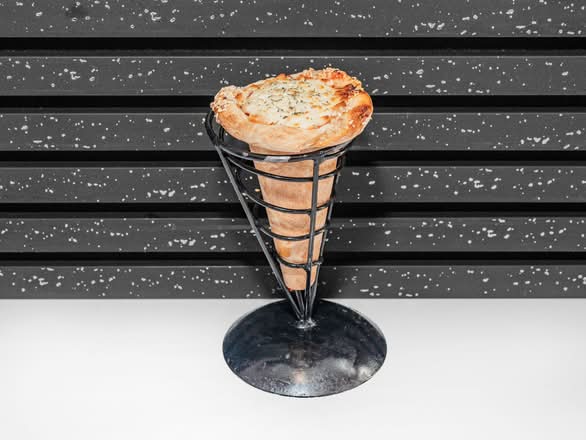 Butter Chicken Pizza Cone