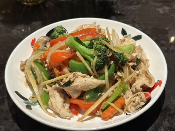 44. Pad Khing
