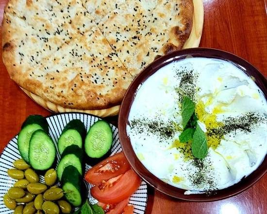 Labneh plate