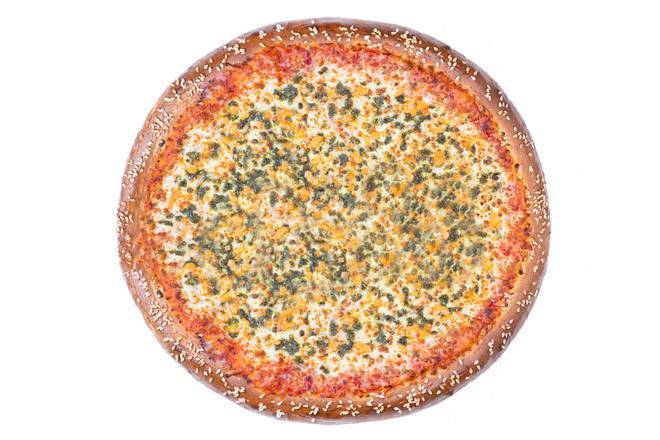 Plain Pesto Pizza