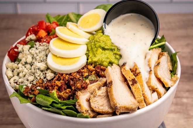 Chicken & Bacon Cobb Salad