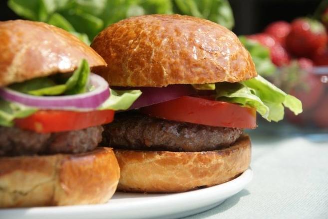 Slider Burger (2 pcs) (2 oz)