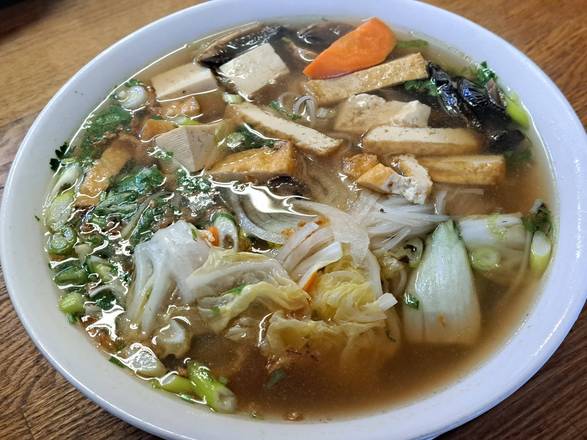 Vegan Pho Noodle Soup