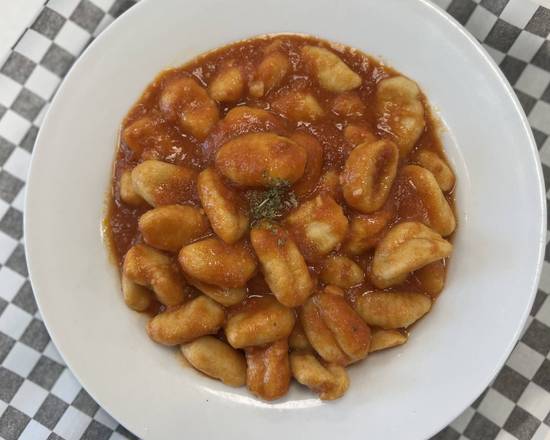 Gnocchi in Tomato Sauce (Pomodoro)