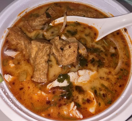 #117 Laksa Noodle with Chicken